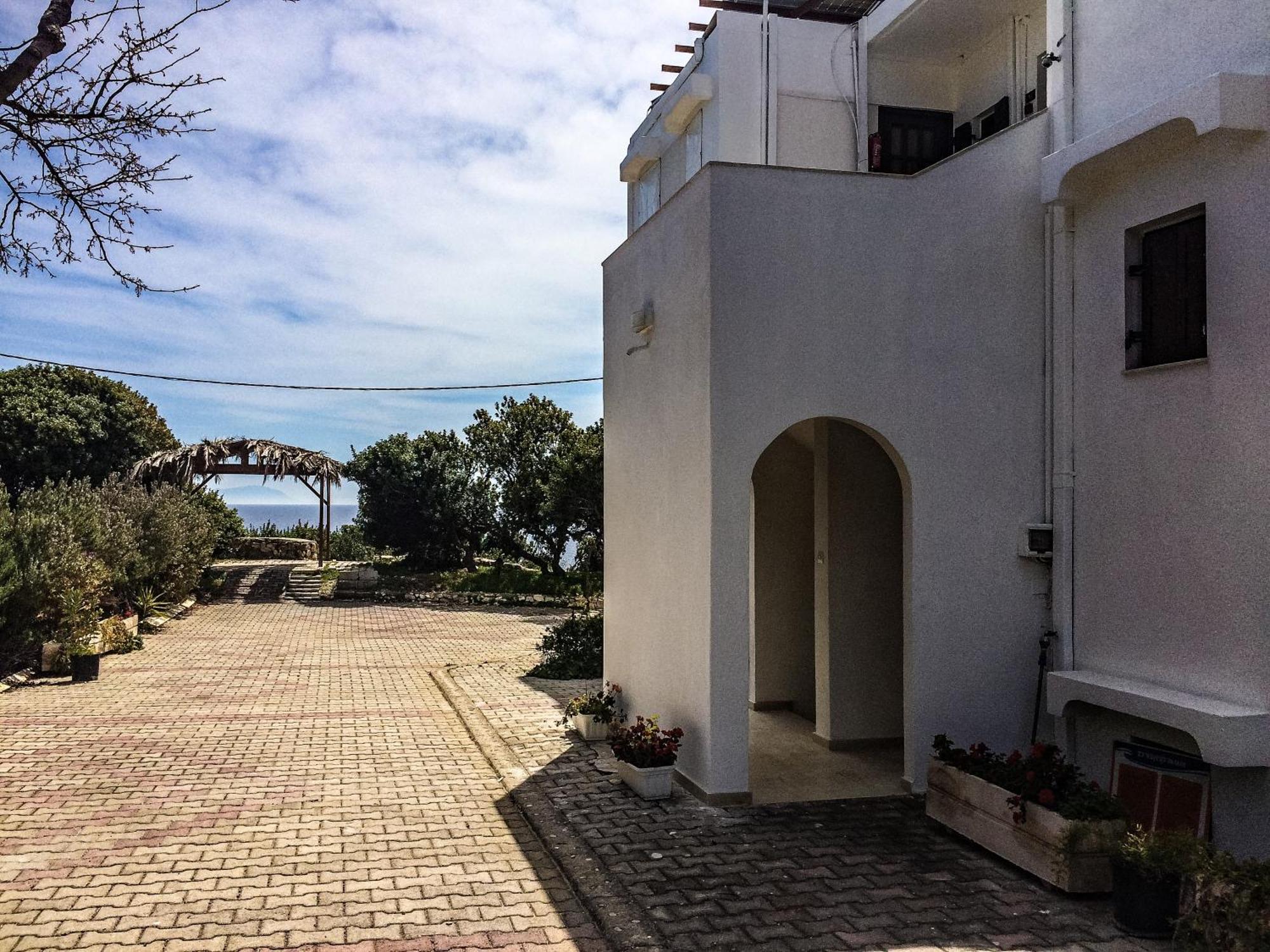 Vasilikos Apartments Paralia Agias Foteinis Eksteriør billede